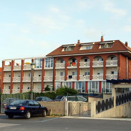 Hotel Torre Cristina Noja Ngoại thất bức ảnh