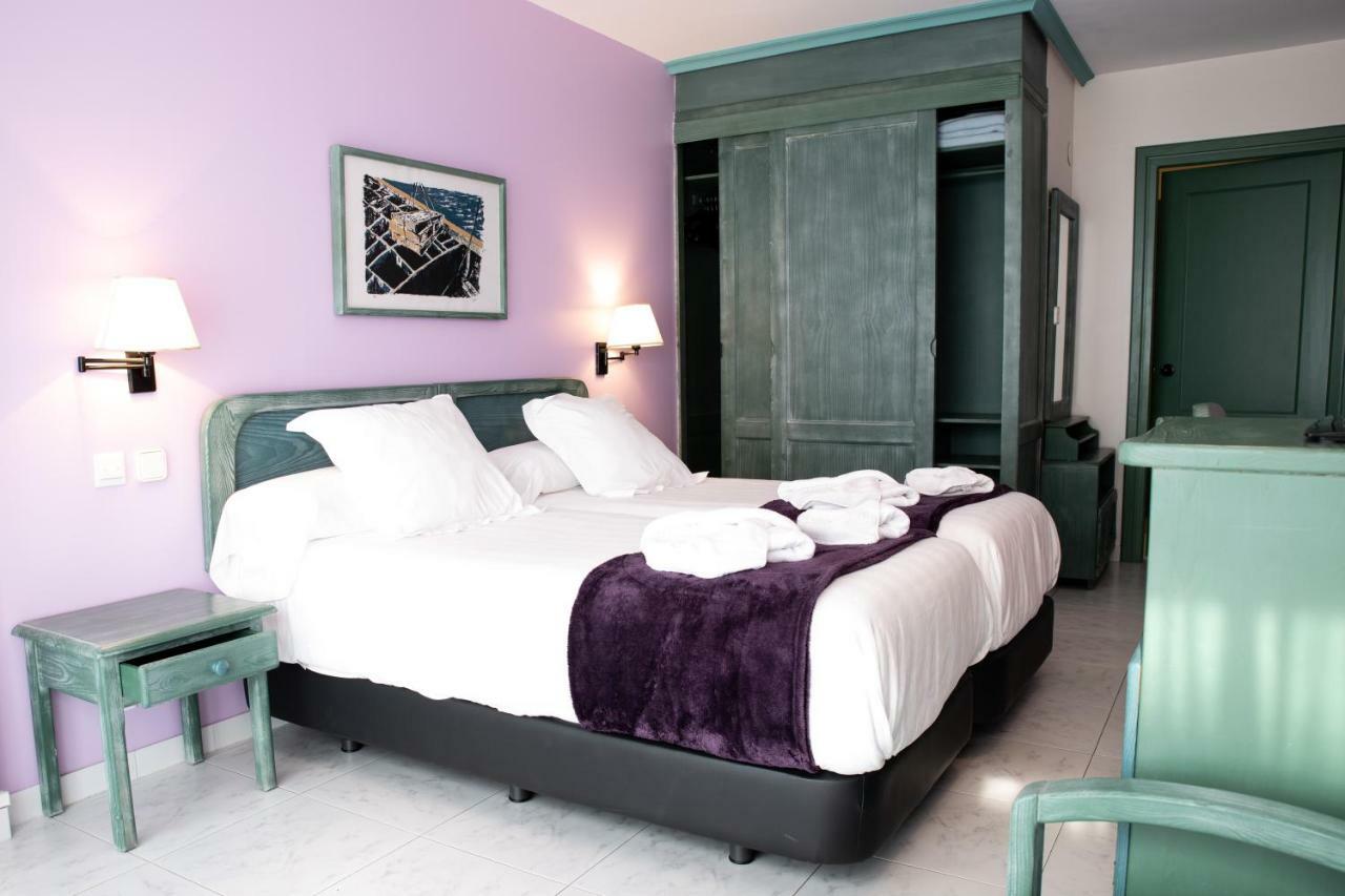 Hotel Torre Cristina Noja Ngoại thất bức ảnh