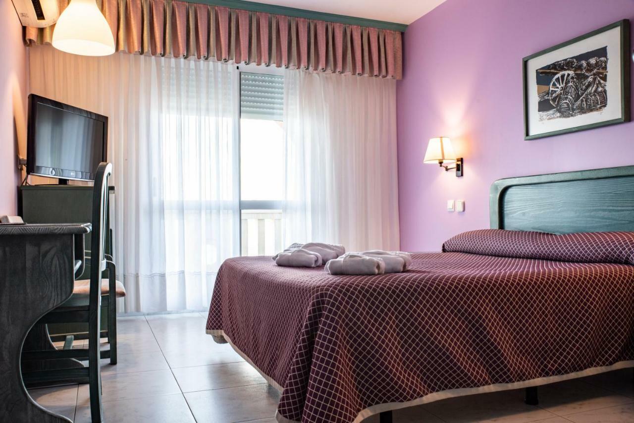 Hotel Torre Cristina Noja Ngoại thất bức ảnh